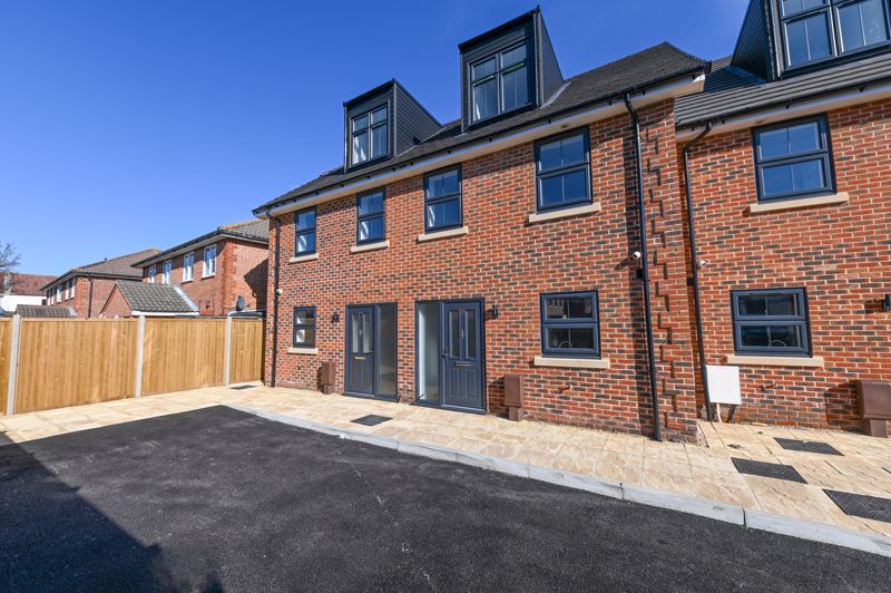Carpenter Close